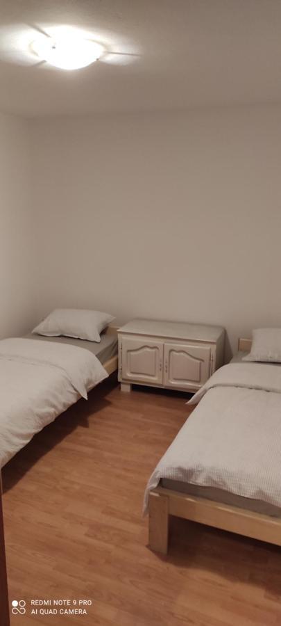 Apartman Mwa Slavonski Brod Exterior foto